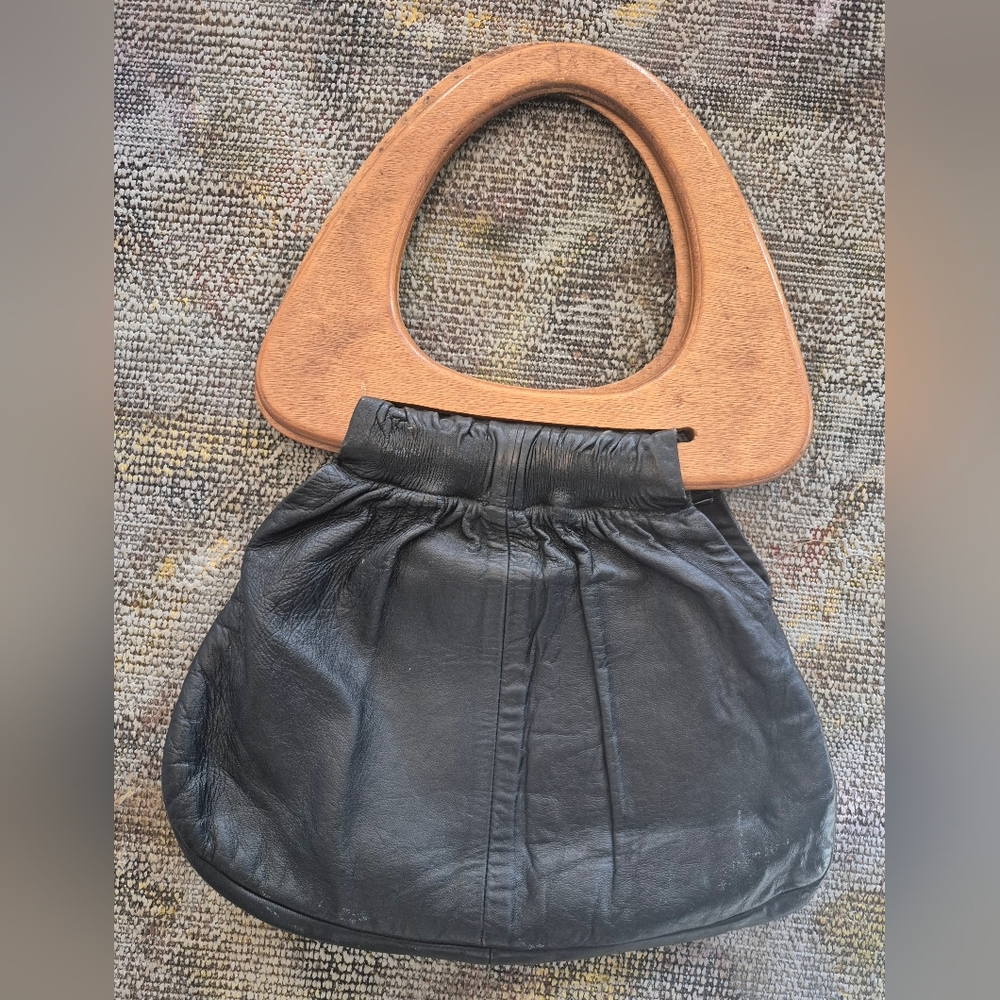 Elegant Vintage  Black Leather Handbag with Wooden Handle
